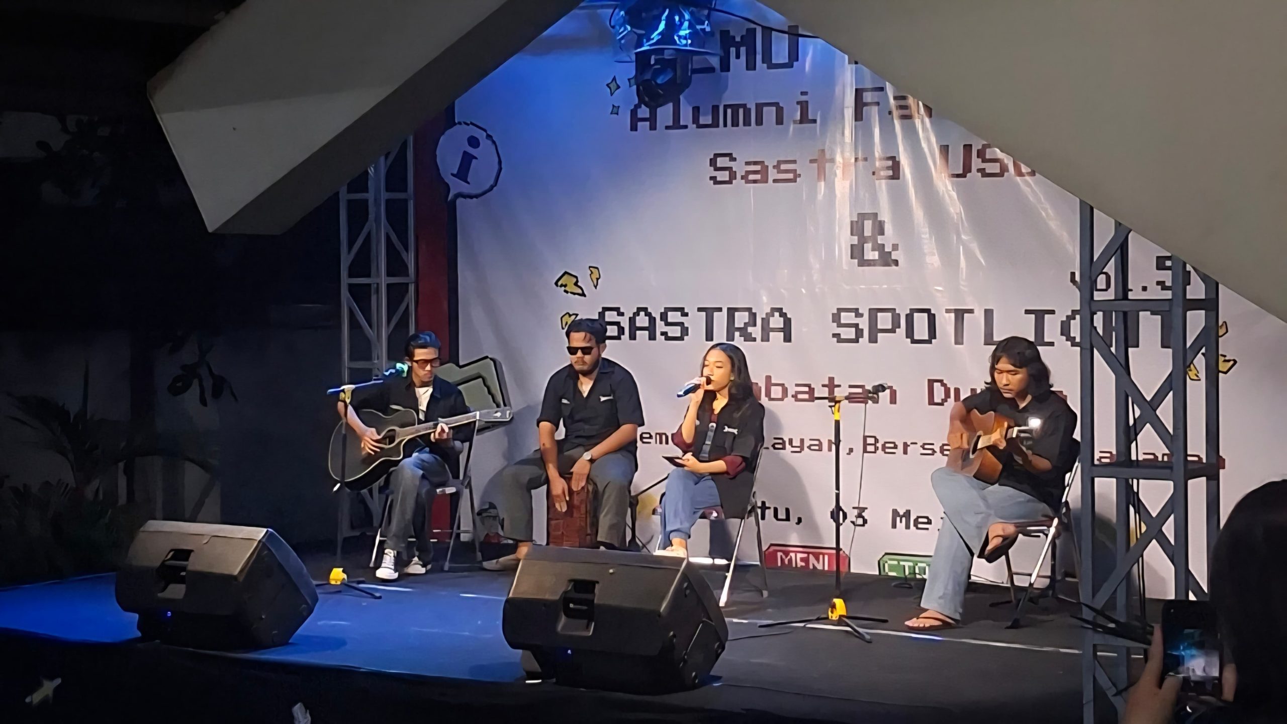 JEMBATAN DUNIA: BERTEMU DI LAYAR, BERSEMI DI HALAMAN BERSAMA SASTRA SPOTLIGHT VOL. 5