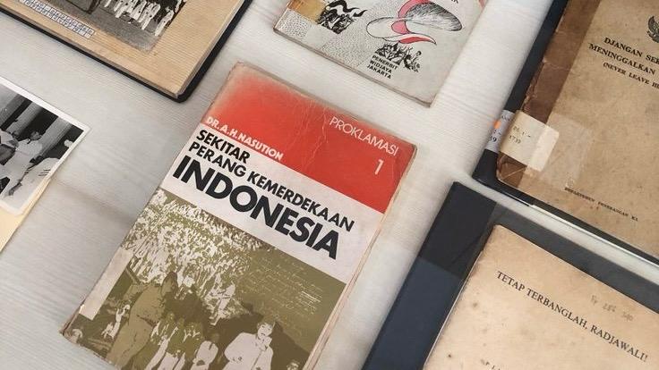 Kuliah Sastra, Mau Jadi Apa? Mulai Sekarang Jangan Bingung Jika Ditanya Begitu!